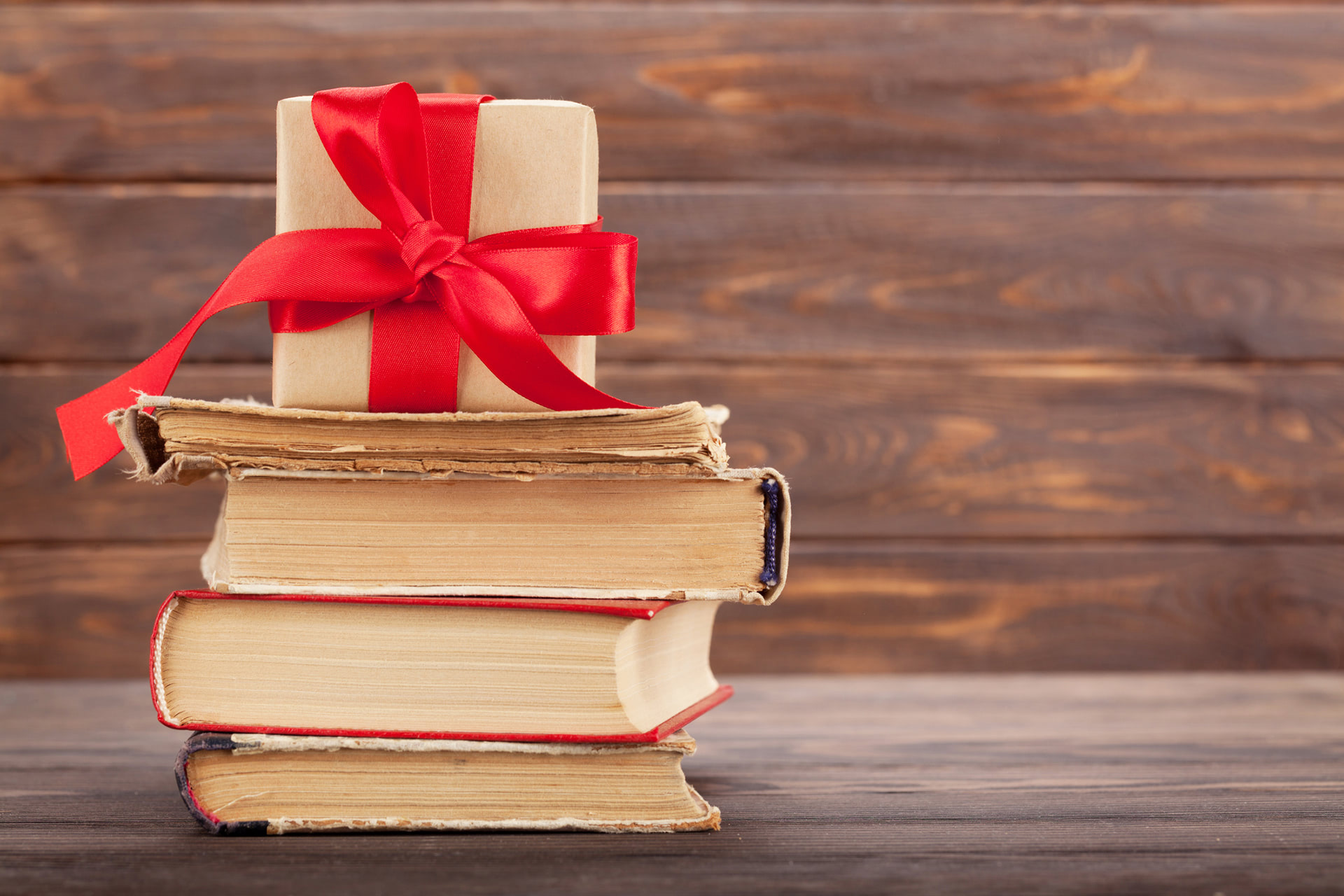 Les prix littéraires font-ils encore la « une » ?